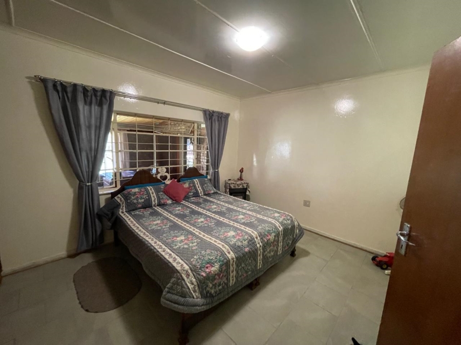 6 Bedroom Property for Sale in Bloemhof Rural North West